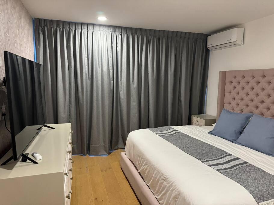 Apartment Awesome Views & Great Location Mexico City